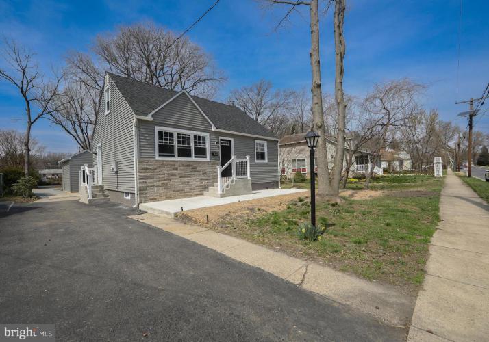 Photo of 322 Monroe Avenue, Cherry Hill NJ