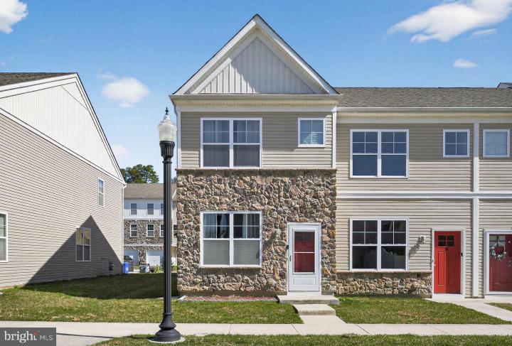 Photo of 33 Rowand Way