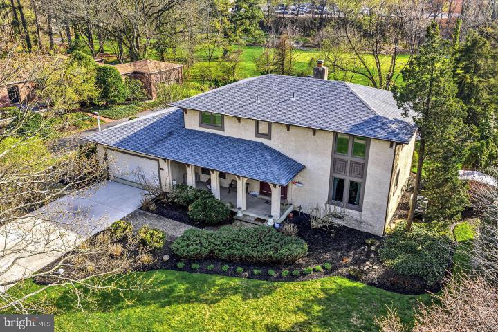 Photo of 1803 Country Club Drive