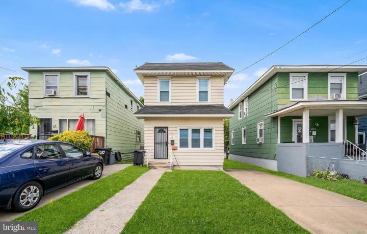 Photo of 7521 River Road