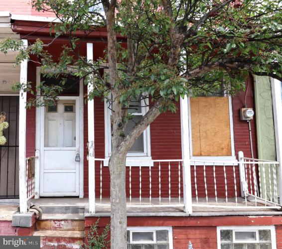 Photo of 573 Line Street