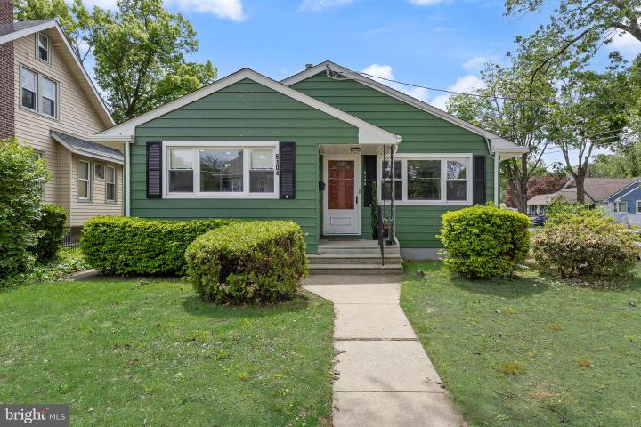Photo of 6104 Walnut Avenue