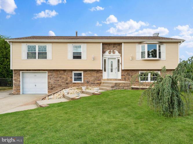 Photo of 131 Sturbridge Drive