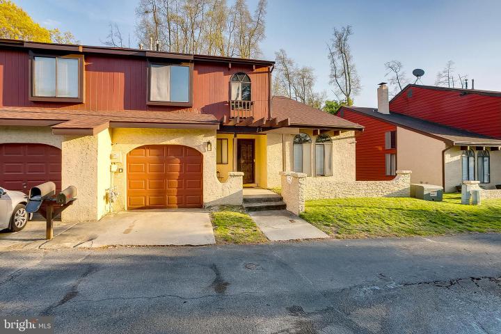 Photo of 13 Del Sol Place
