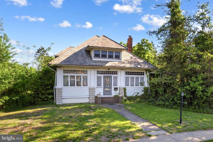 Photo of 115 W Gloucester Pike, Barrington NJ