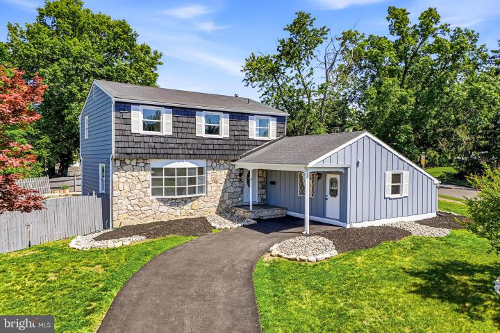 Photo of 5 Jefferson Drive