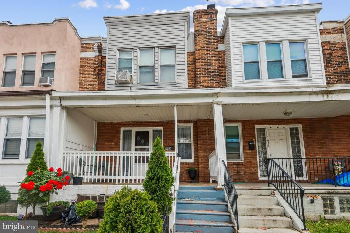 Photo of 1636 Crosslynne Avenue