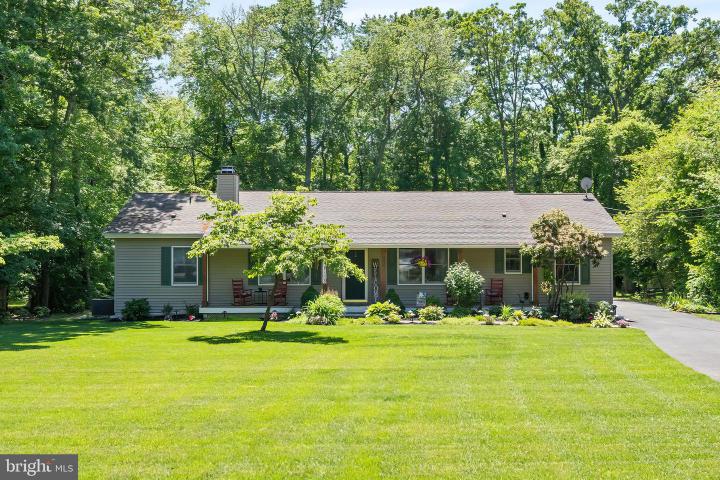 Photo of 1431 Burleigh Avenue