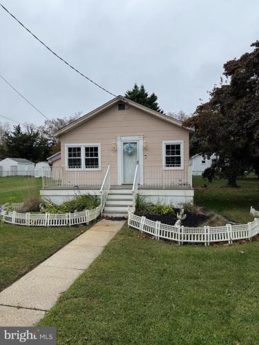 Photo of 121 Bucknell Avenue