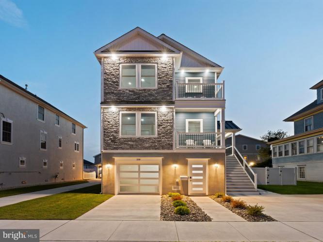 Photo of 108 E 16th Avenue, Wildwood NJ