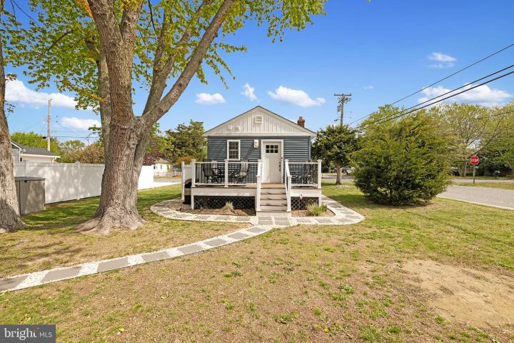 Photo of 324 E Tampa Avenue, Villas NJ