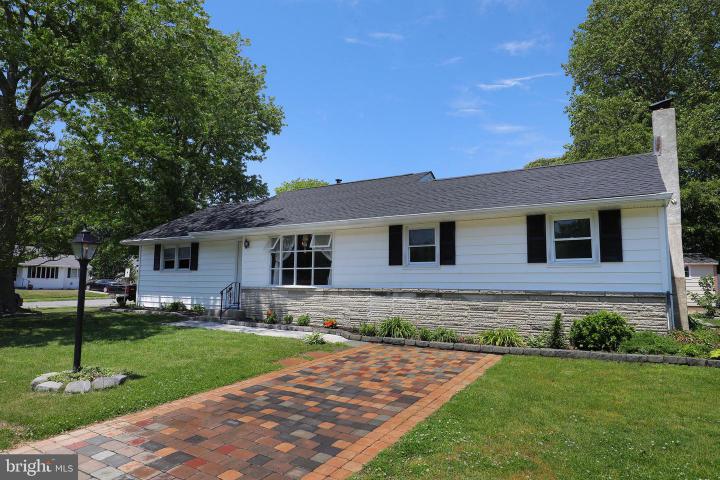 Photo of 503 Lincoln Boulevard