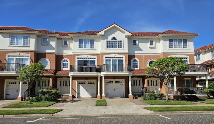 Photo of 402 E 23rd Avenue 402, North Wildwood NJ