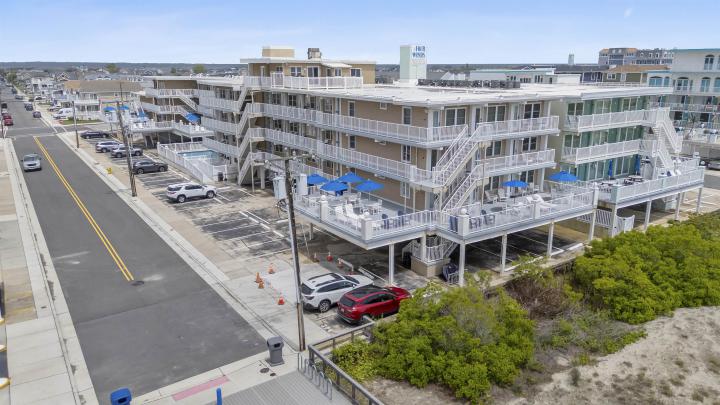 Photo of 8401 Atlantic Avenue 322