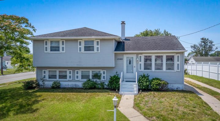 Photo of 1500 Franklin Avenue