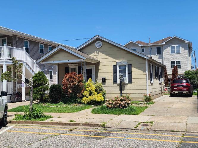 Photo of 311 E Hildreth Avenue