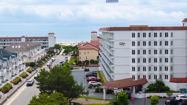 Photo of 300 E Raleigh Avenue 509