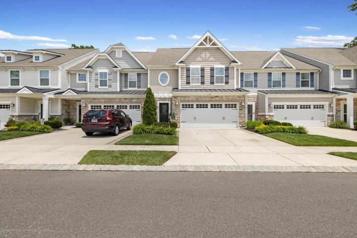 Photo of 104 Bay Breeze Bouleva 104