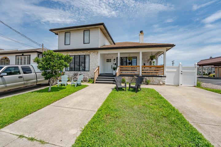 Photo of 113 W 6th Avenue