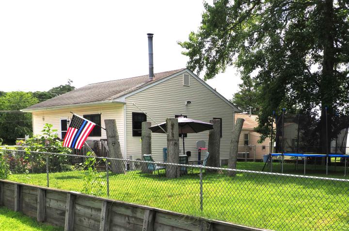 Photo of 1 Susan Lane