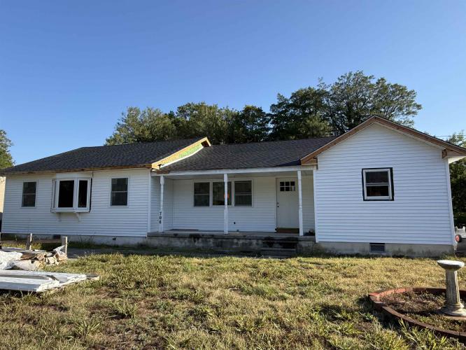 Photo of 706 Bennett Road