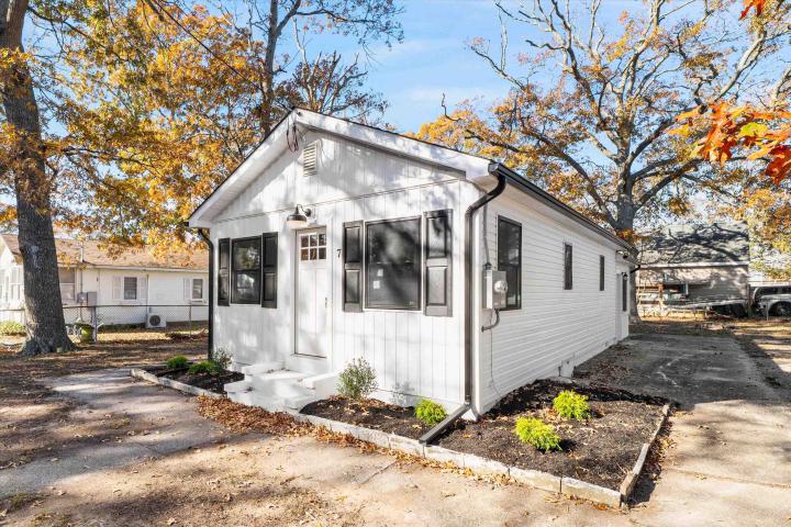 Photo of 7 Tulip Avenue