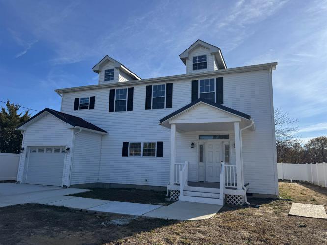 Photo of 106 N 6th Street