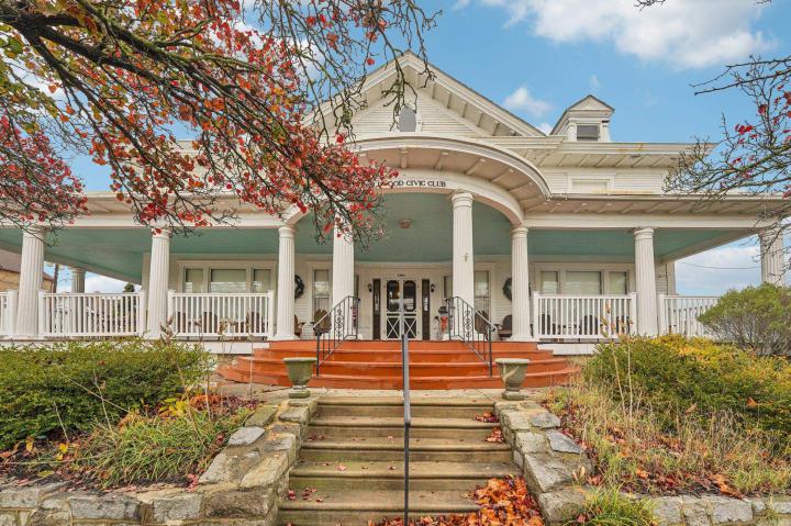 Photo of 3008 Atlantic Avenue