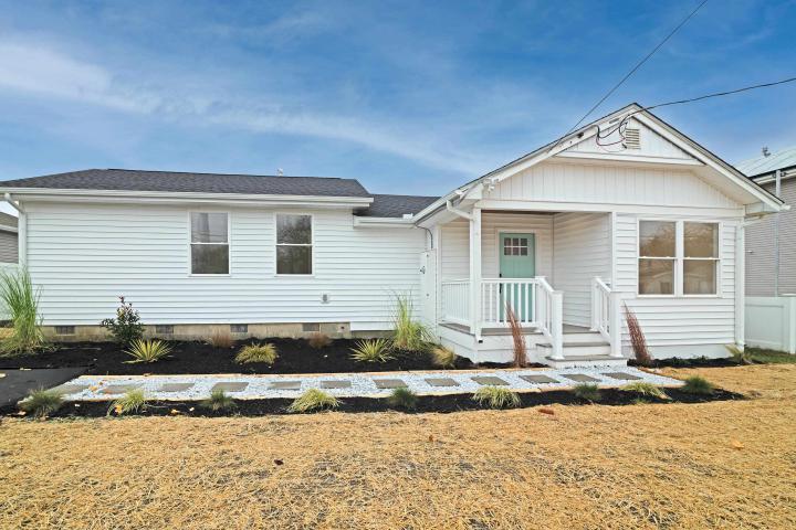 Photo of 4 W Florida Avenue