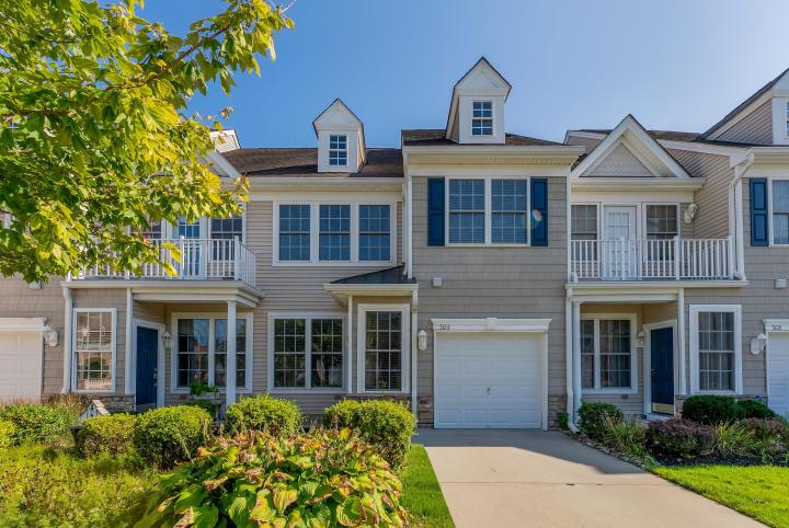 Photo of 506 W Hampton Court 21