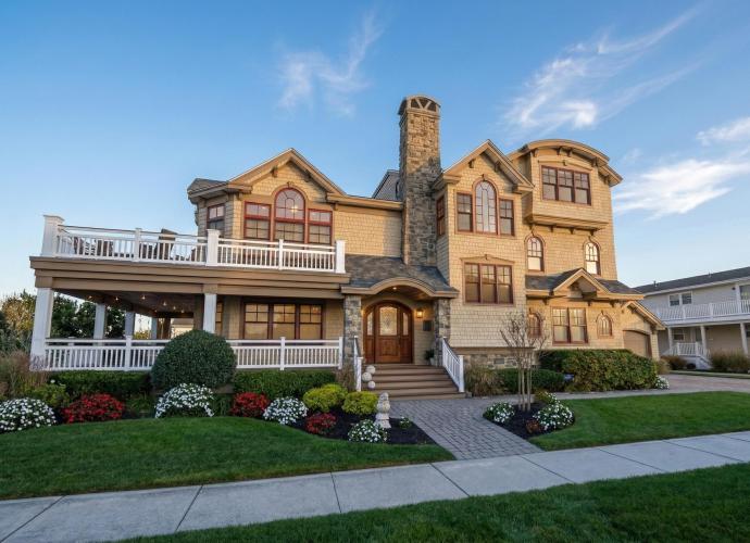 Photo of 94 E 24th Street