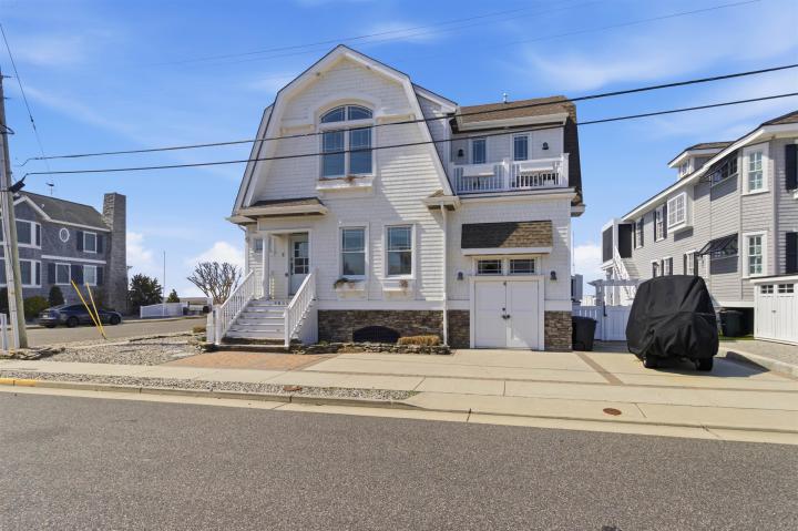 Photo of 9835 Sunset Drive