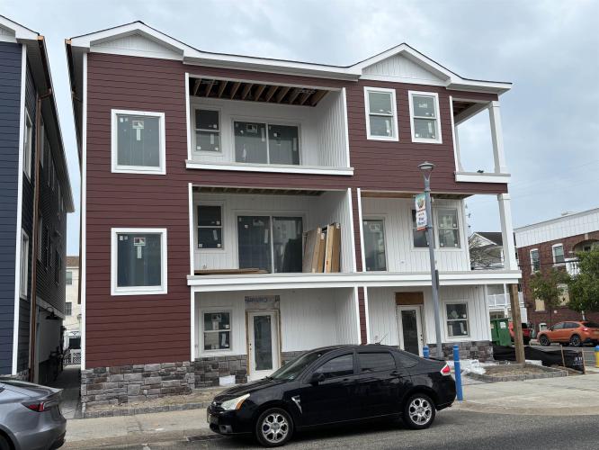 Photo of 3721 Pacific Avenue 5