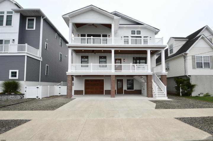 Photo of 331 W 16th Avenue