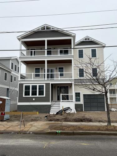 Photo of 133 E 12th Avenue