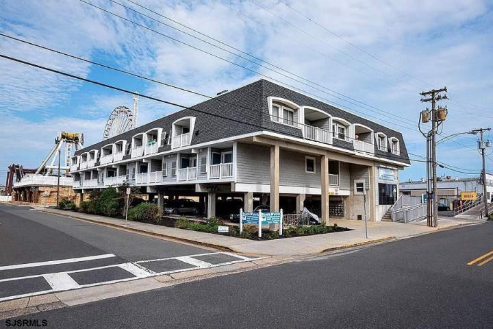 Photo of 871 E 7th Street, Ocean City NJ