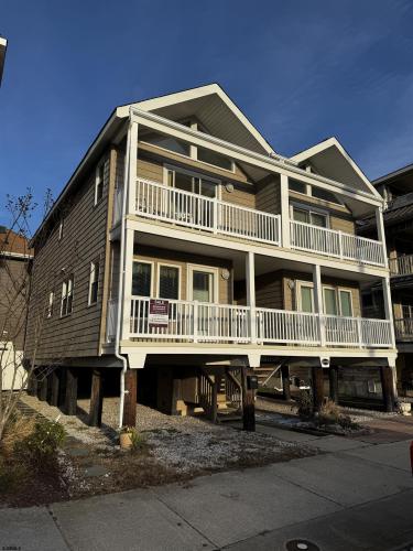 Photo of 903 3rd Street