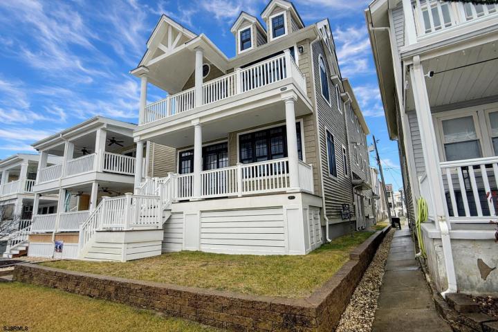 Photo of 4641 West Avenue