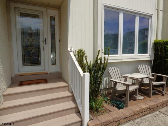 Photo of 14 L Atlantic Avenue