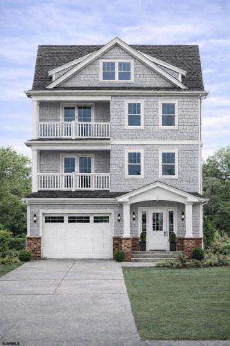 Photo of 65 W 16th Street