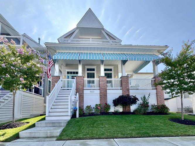 Photo of 1553 West Avenue