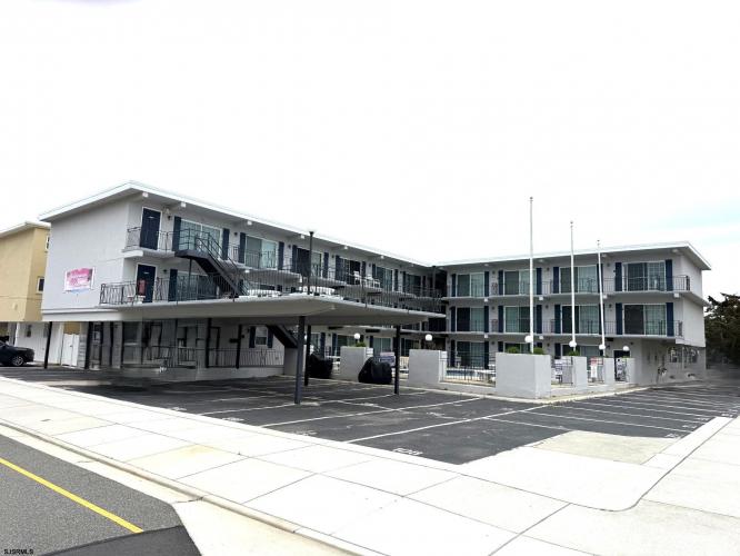 Photo of 405 Ocean Avenue