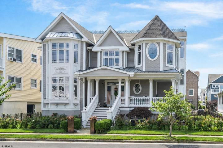 Photo of 2509 West Avenue