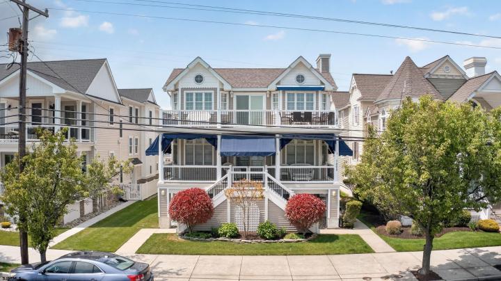Photo of 1430 Wesley