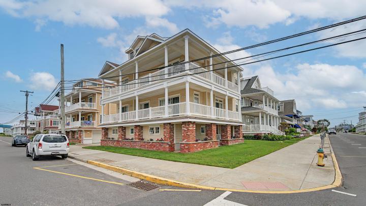 Photo of 1236 Ocean Avenue