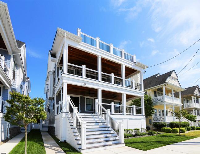 Photo of 109 Bay Avenue