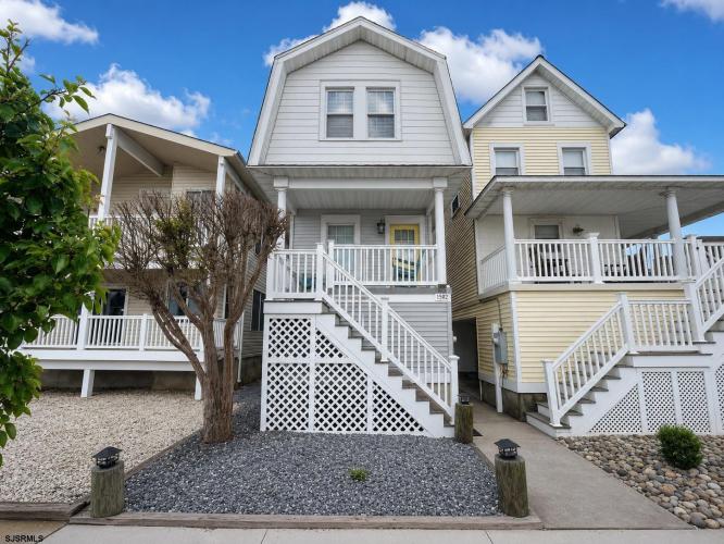Photo of 1502 West Avenue