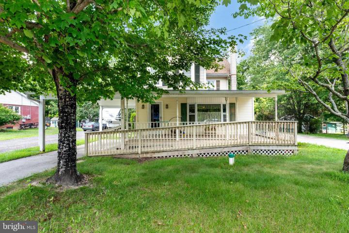 Photo of 9516 Highland Street