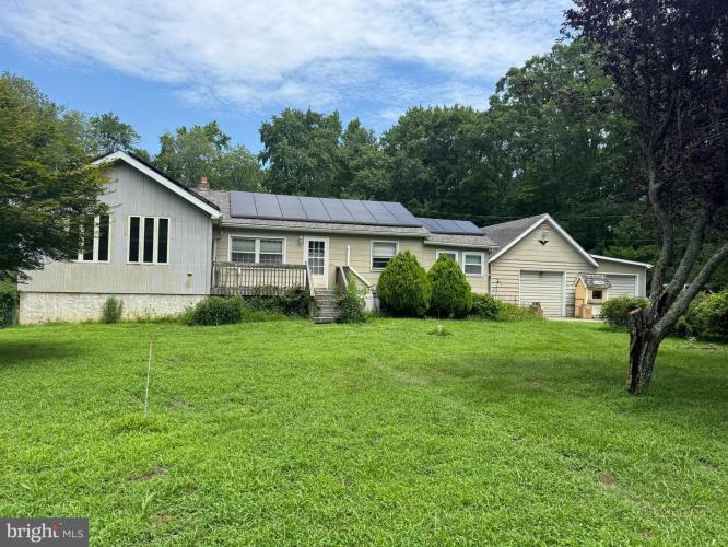 Photo of 83 Station Road, Leesburg NJ