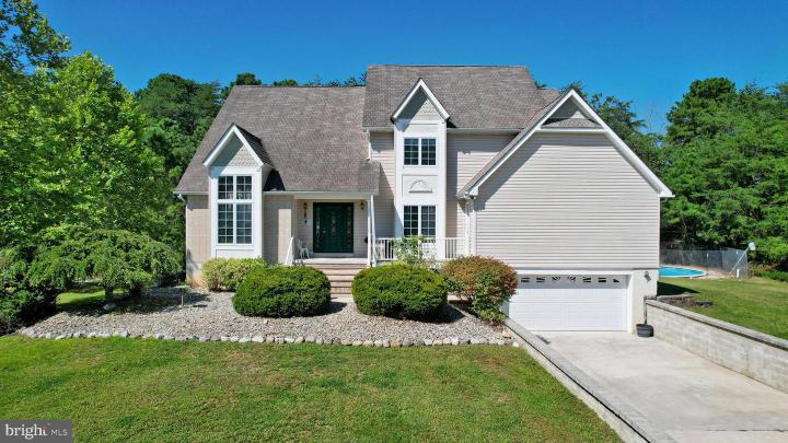 Photo of 892 Hogbin Road